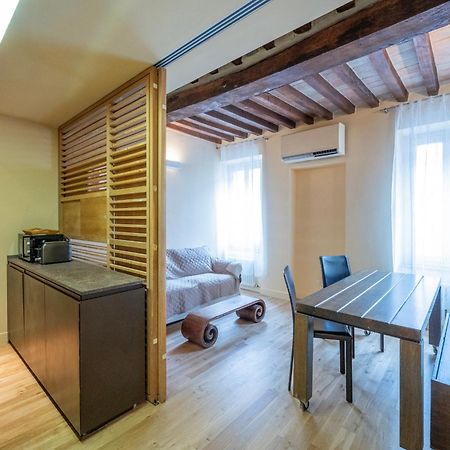 Corsocorsi30 Apartment ปาร์มา ภายนอก รูปภาพ